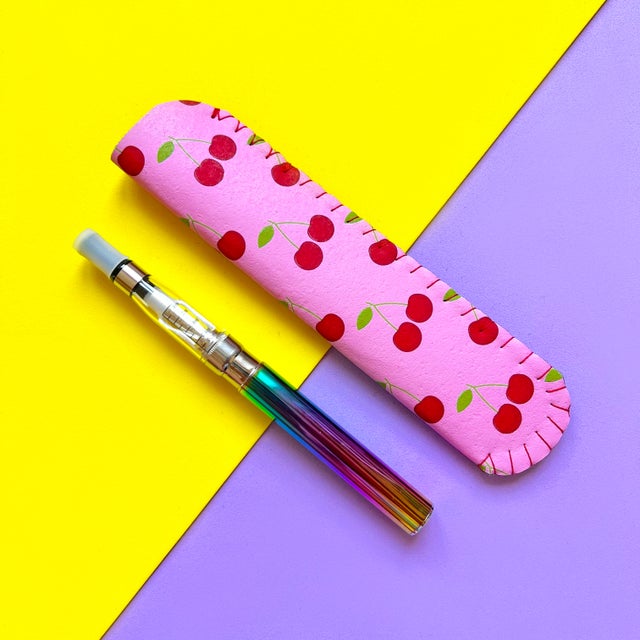 elfbar elfa master akku Protect and Never Lose a Charge with This First Ever Vape Pen Case main image 1